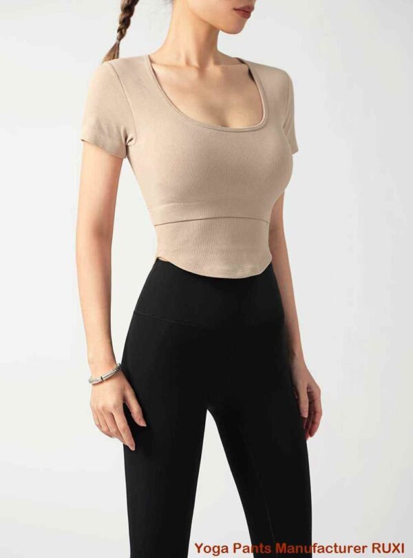Alt i ét yogaoutfit Perfekt pasform Ruxi dk939